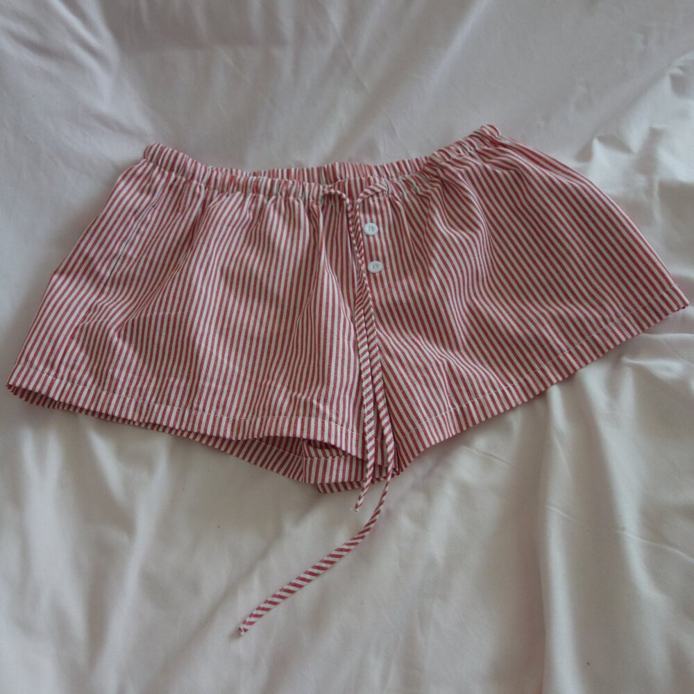 Shein Size M Made in China Pink & White Striped Shorts